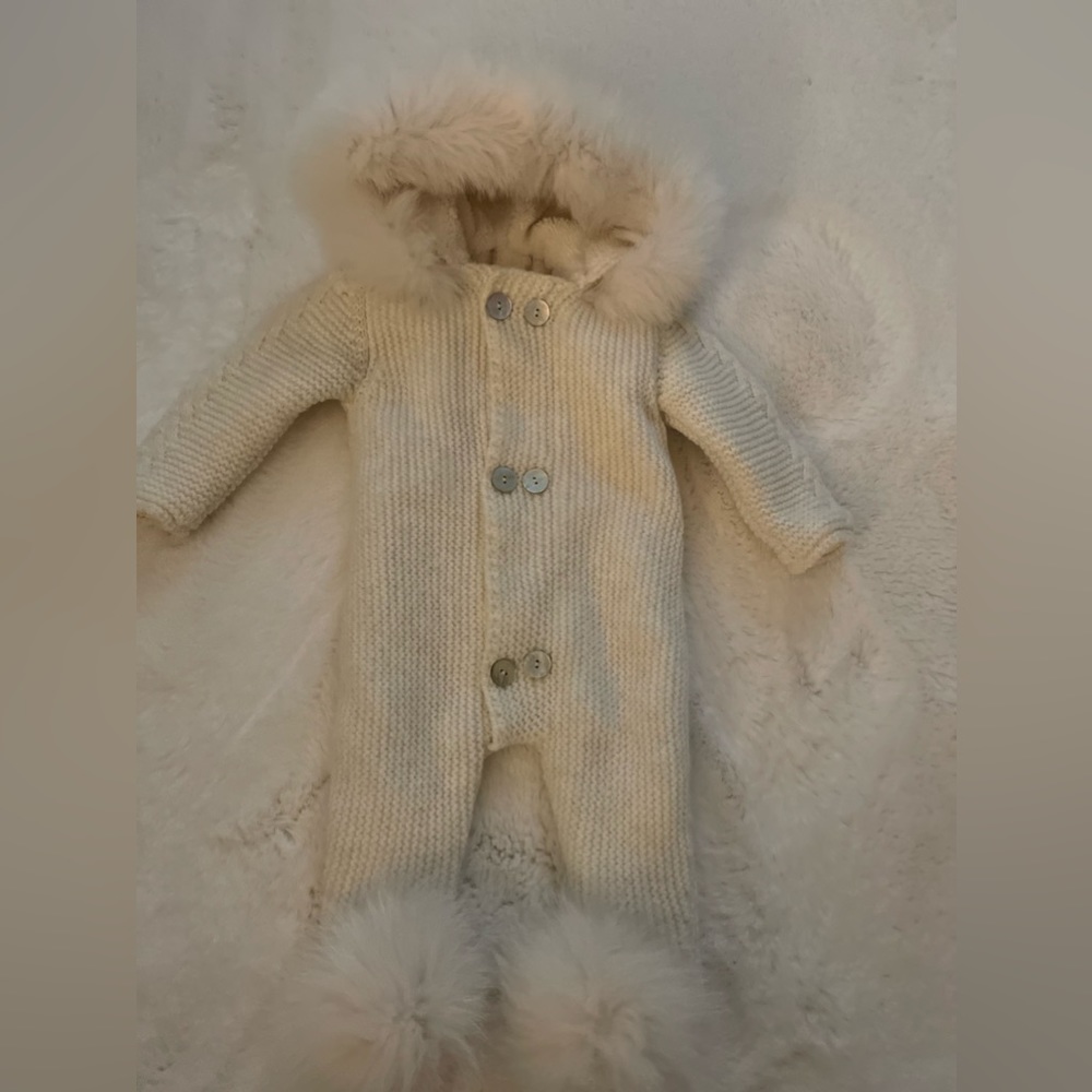 Knitted baby jumpsuit 3-6 months with detachable rabbit fur. Handmade